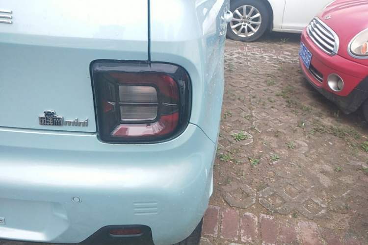 Used Geely Galaxy Panda 2023 Panda Mini 200km Endurance Bear Right Rear Taillight