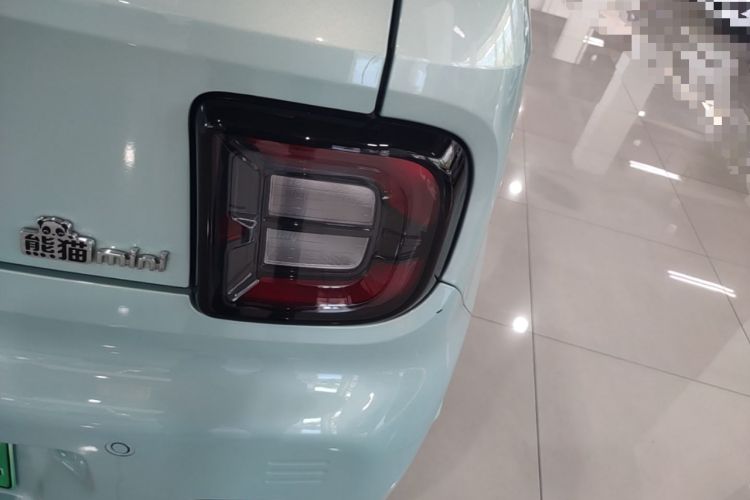 Used Geely Galaxy Panda 2023 Panda Mini 200km Dynamic Bear Right Rear Taillight