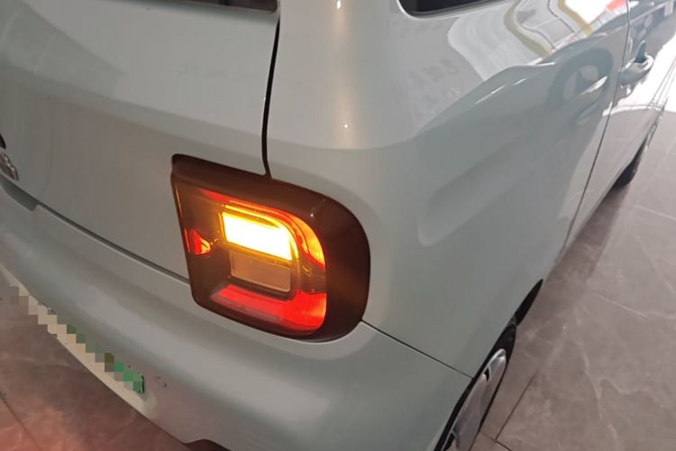 Used Geely Galaxy Panda 2023 Panda Mini 200km Endurance Bear Right Rear Taillight