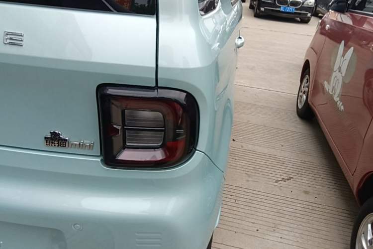 Used Geely Galaxy Panda 2023 Panda Mini 200km Dynamic Bear Right Rear Taillight