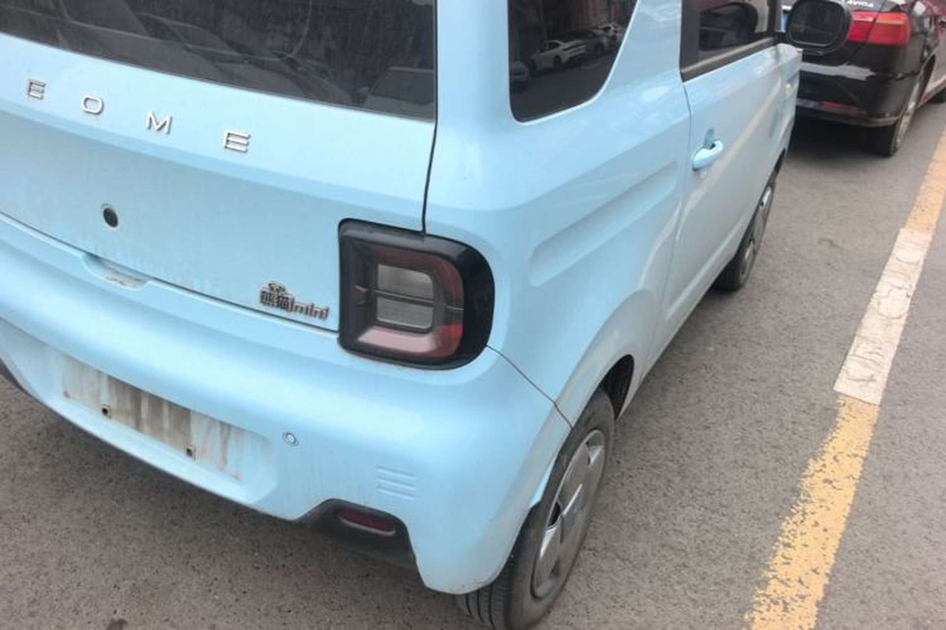 Used Geely Galaxy Panda 2023 Panda Mini 200km Endurance Bear Right Rear Taillight