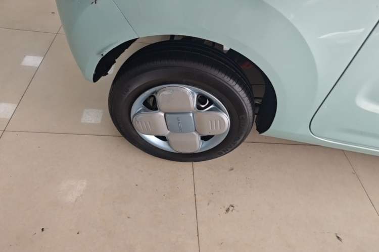 Used Geely Galaxy Panda 2023 Panda Mini 200km Endurance Bear Right Rear Wheel Hub