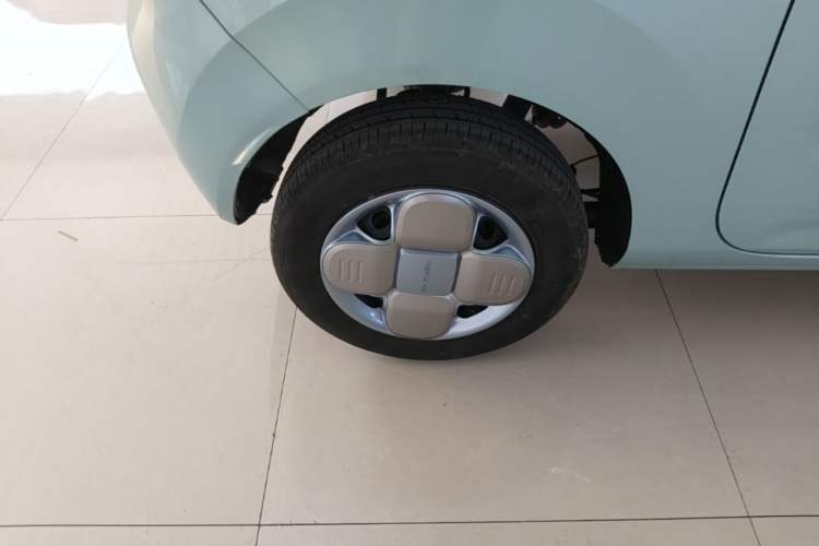 Used Geely Galaxy Panda 2023 Panda Mini 200km Endurance Bear Right Rear Wheel Hub