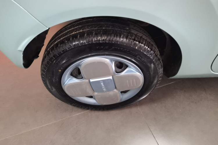 Used Geely Galaxy Panda 2023 Panda Mini 200km Endurance Bear Right Rear Wheel Hub
