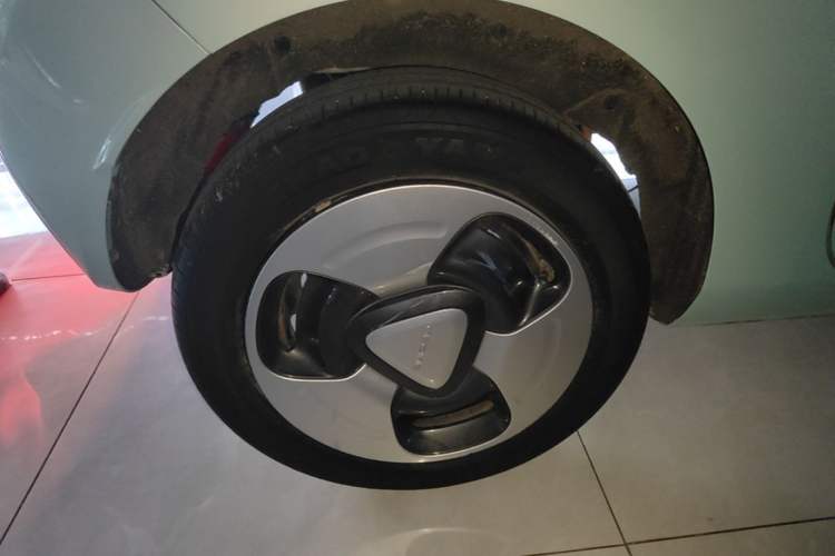 Used Geely Galaxy Panda 2023 Panda Mini 200km Dynamic Bear Right Rear Wheel Hub