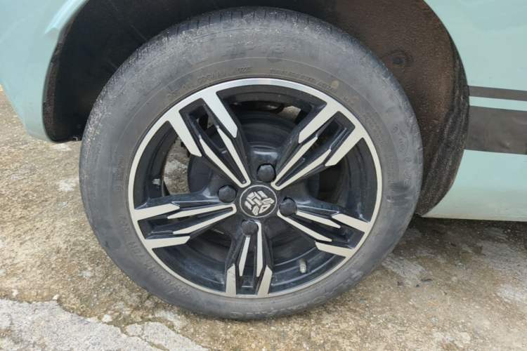 Used Geely Galaxy Panda 2023 Panda Mini 200km Dynamic Bear Right Rear Wheel Hub