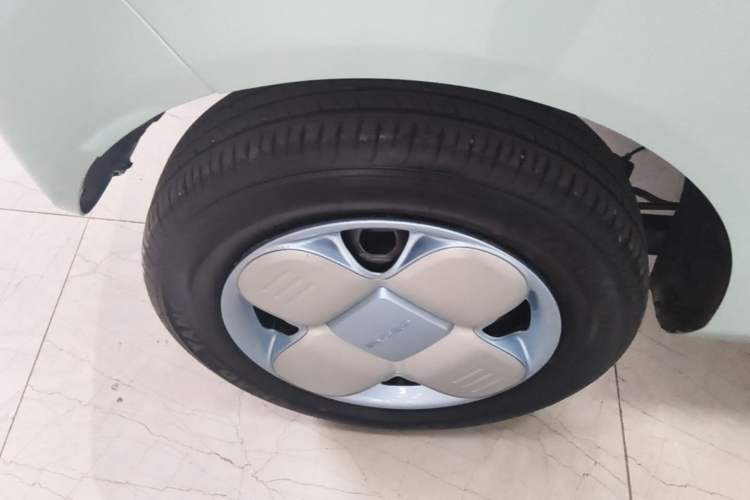 Used Geely Galaxy Panda 2023 Panda Mini 200km Endurance Bear Right Rear Wheel Hub