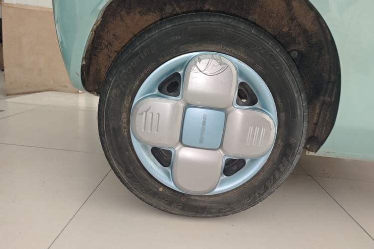 Used Geely Galaxy Panda 2023 Panda Mini 120km Asian Games Edition Right Rear Wheel Hub