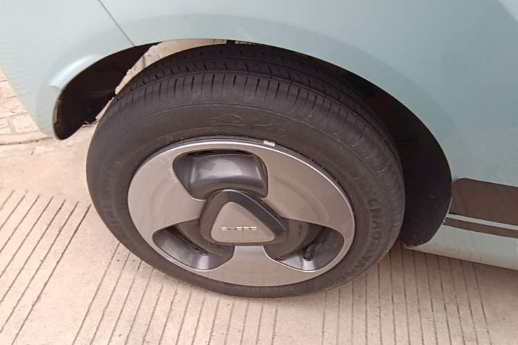 Used Geely Galaxy Panda 2023 Panda Mini 200km Dynamic Bear Right Rear Wheel Hub