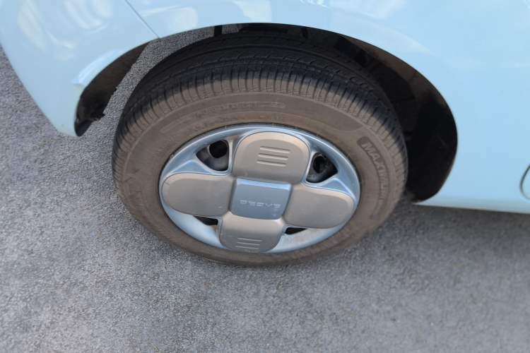 Used Geely Galaxy Panda 2023 Panda Mini 200km Endurance Bear Right Rear Wheel Hub