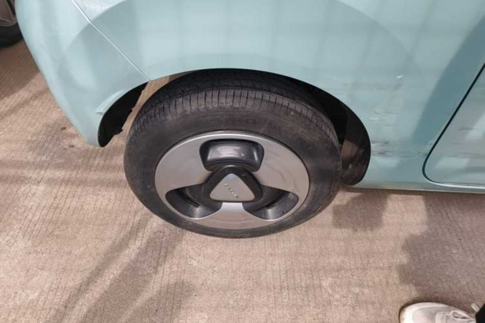 Used Geely Galaxy Panda 2023 Panda Mini 200km Dynamic Bear Right Rear Wheel Hub
