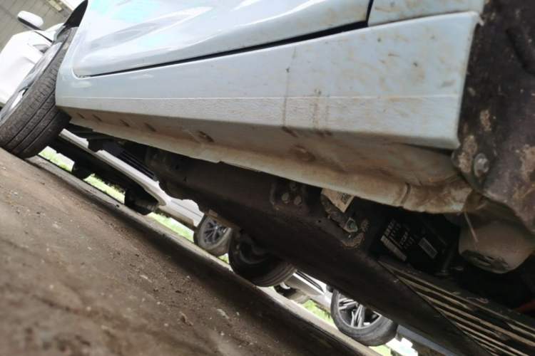 Used Geely Galaxy Panda 2023 Panda Mini 200km Endurance Bear Right Side Sill