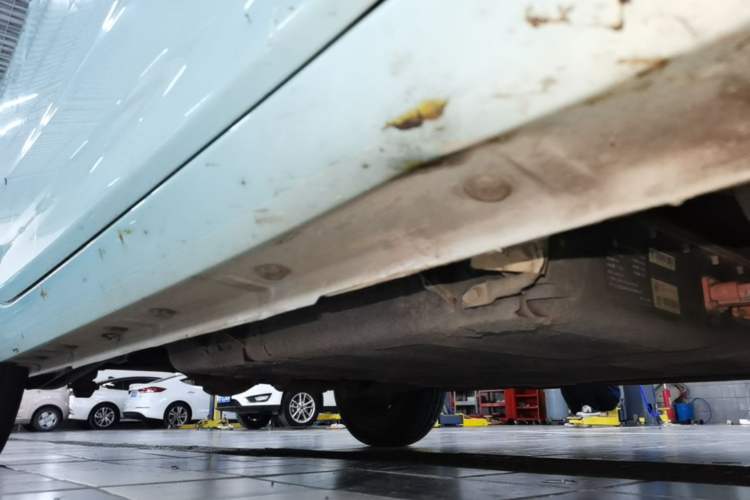 Used Geely Galaxy Panda 2023 Panda Mini 200km Endurance Bear Right Side Sill