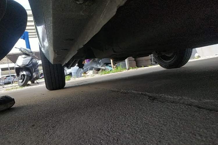 Used Geely Galaxy Panda 2023 Panda Mini 200km Endurance Bear Right Side Sill