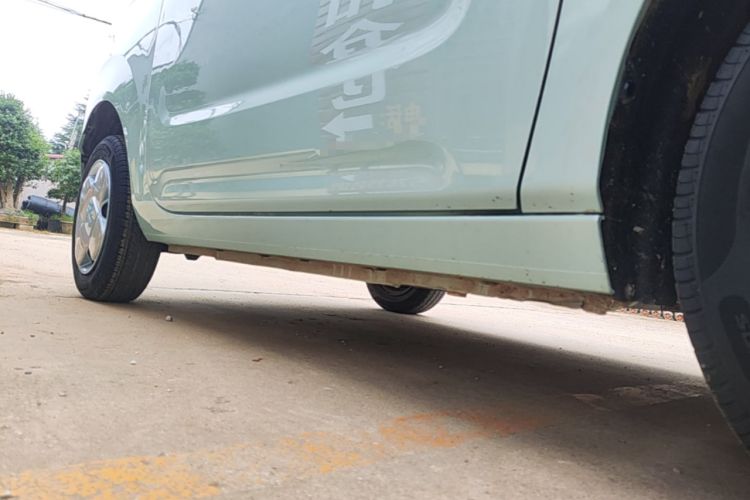 Used Geely Galaxy Panda 2023 Panda Mini 120km Cute Bear Right Side Sill