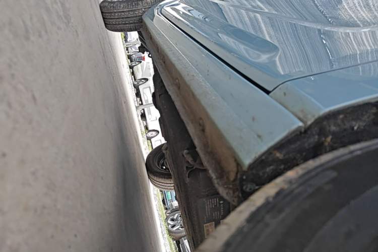 Used Geely Galaxy Panda 2023 Panda Mini 200km Dynamic Bear Right Side Sill
