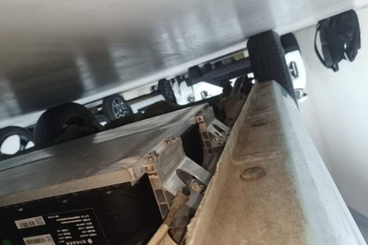 Used Geely Galaxy Panda 2023 Panda Mini 120km Asian Games Edition Right Side Sill