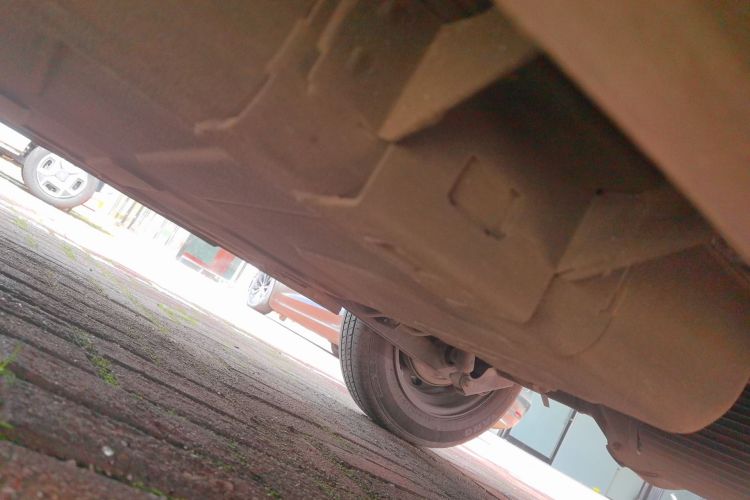 Used Geely Galaxy Panda 2023 Panda Mini 200km Endurance Bear Right Side Sill