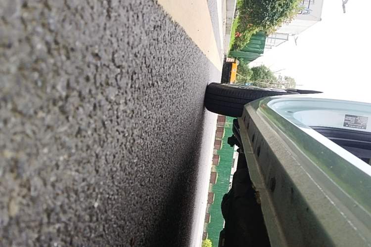 Used Geely Galaxy Panda 2023 Panda Mini 200km Endurance Bear Right Side Sill