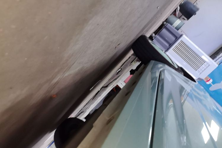 Used Geely Galaxy Panda 2023 Panda Mini 200km Endurance Bear Right Side Sill