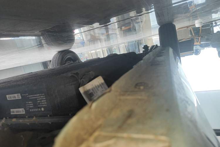 Used Geely Galaxy Panda 2023 Panda Mini 200km Endurance Bear Right Side Sill