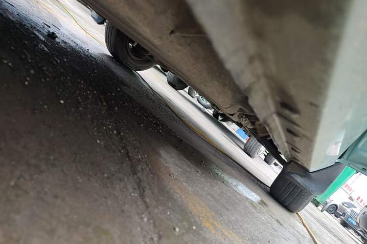 Used Geely Galaxy Panda 2023 Panda Mini 200km Endurance Bear Right Side Sill