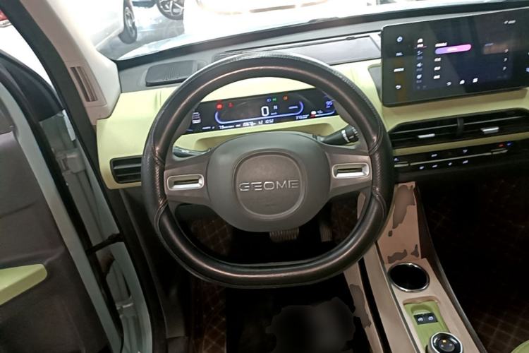 Used Geely Galaxy Panda 2023 Panda Mini 200km Dynamic Bear Steering Wheel