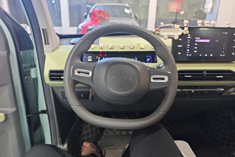 Used Geely Galaxy Panda 2023 Panda Mini 120km Cute Bear Steering Wheel