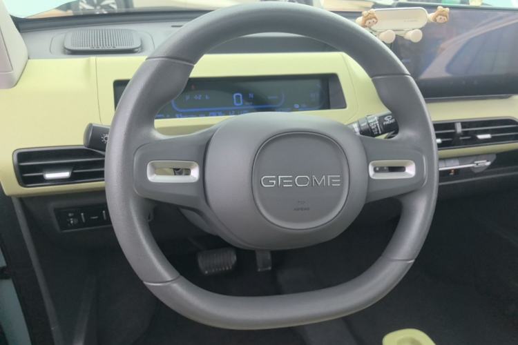 Used Geely Galaxy Panda 2023 Panda Mini 200km Dynamic Bear Steering Wheel