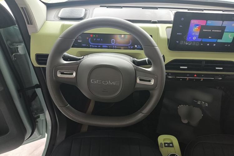 Used Geely Galaxy Panda 2023 Panda Mini 200km Endurance Bear Steering Wheel