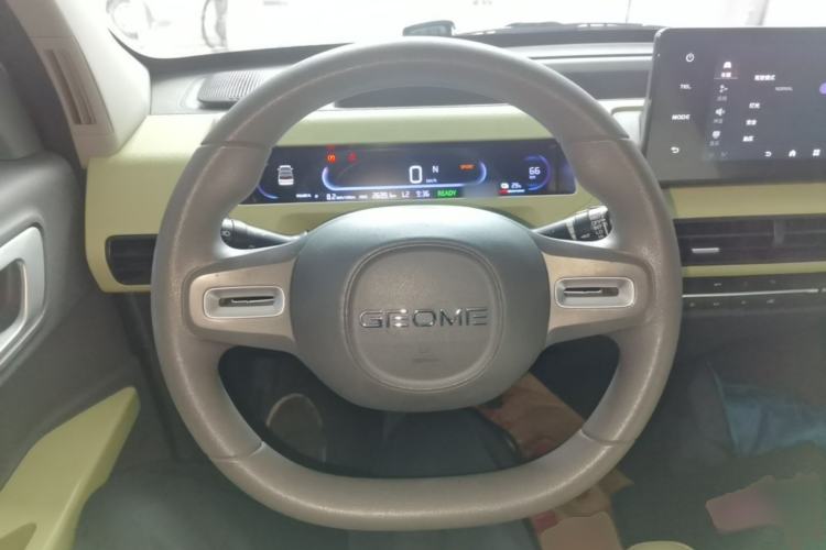 Used Geely Galaxy Panda 2023 Panda Mini 200km Dynamic Bear Steering Wheel