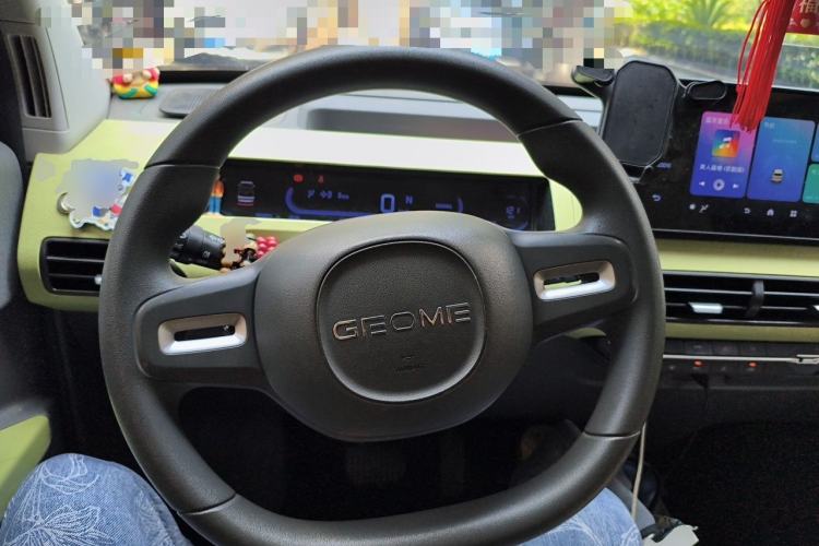 Used Geely Galaxy Panda 2023 Panda Mini 200km Endurance Bear Steering Wheel