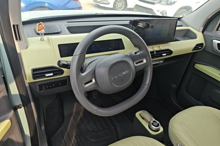 Used Geely Galaxy Panda 2023 Panda Mini 200km Endurance Bear Steering Wheel