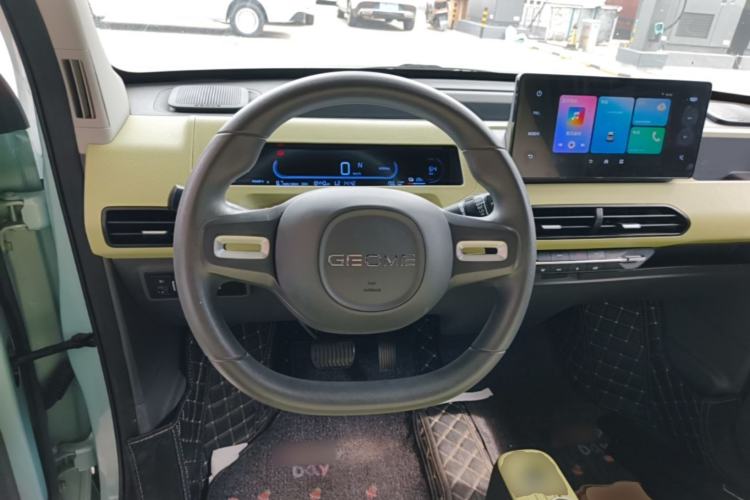 Used Geely Galaxy Panda 2023 Panda Mini 200km Dynamic Bear Steering Wheel