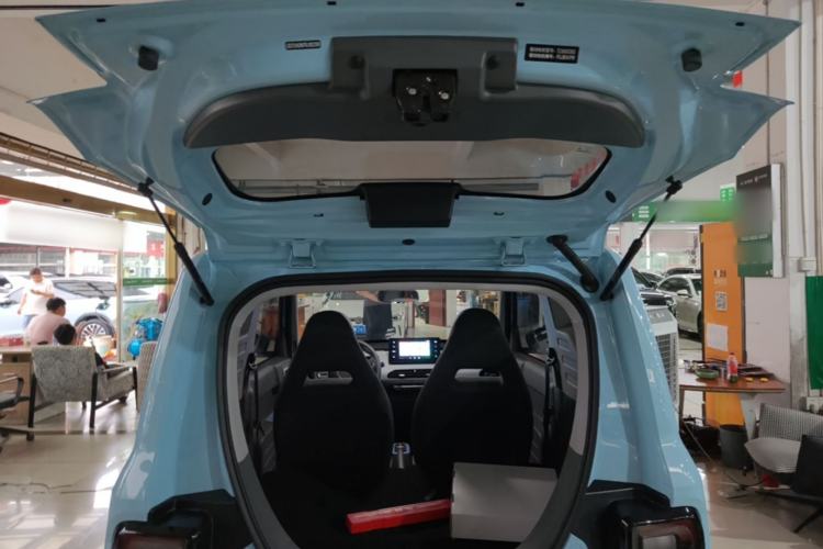 Used Geely Galaxy Panda 2023 Panda Mini 200km Endurance Bear Trunk