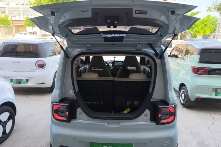 Used Geely Galaxy Panda 2023 Panda Mini 200km Endurance Bear Trunk