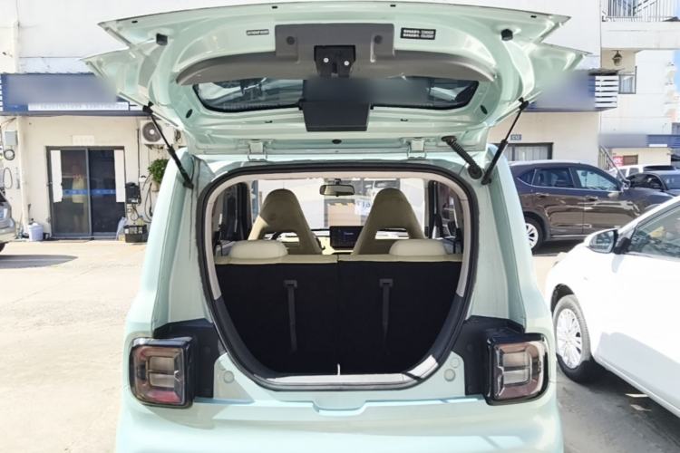 Used Geely Galaxy Panda 2023 Panda Mini 120km Cute Bear Trunk