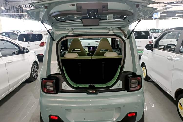 Used Geely Galaxy Panda 2023 Panda Mini 200km Dynamic Bear Trunk
