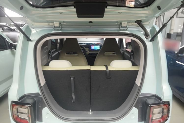 Used Geely Galaxy Panda 2023 Panda Mini 120km Cute Bear Trunk