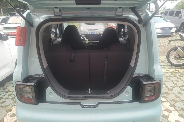Used Geely Galaxy Panda 2023 Panda Mini 200km Endurance Bear Trunk