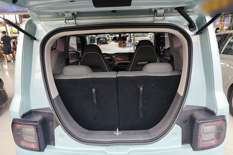 Used Geely Galaxy Panda 2023 Panda Mini 200km Endurance Bear Trunk