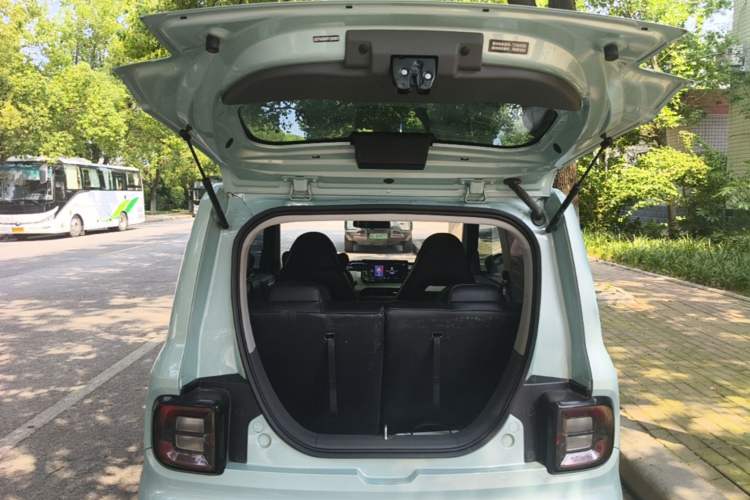 Used Geely Galaxy Panda 2023 Panda Mini 200km Endurance Bear Trunk
