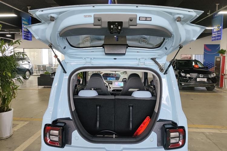 Used Geely Galaxy Panda 2023 Panda Mini 200km Endurance Bear Trunk
