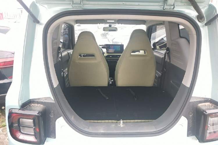 Used Geely Galaxy Panda 2023 Panda Mini 200km Endurance Bear Trunk