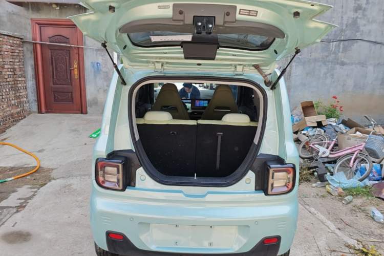 Used Geely Galaxy Panda 2023 Panda Mini 120km Super Cute Bear Trunk