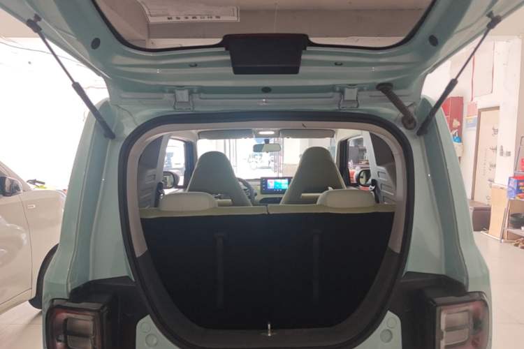 Used Geely Galaxy Panda 2023 Panda Mini 120km Asian Games Edition Trunk