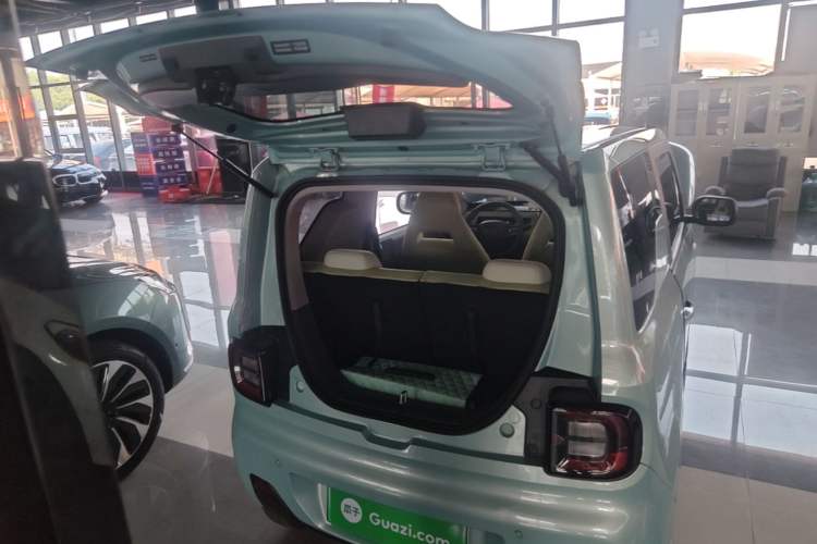 Used Geely Galaxy Panda 2023 Panda Mini 200km Endurance Bear Trunk