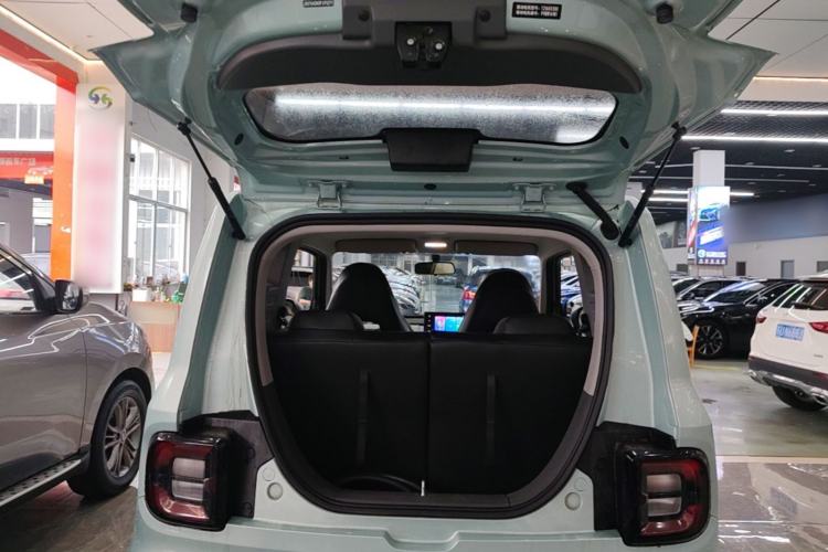 Used Geely Galaxy Panda 2023 Panda Mini 200km Endurance Bear Trunk