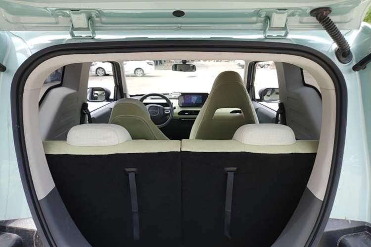 Used Geely Galaxy Panda 2023 Panda Mini 200km Endurance Bear Trunk