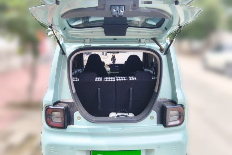 Used Geely Galaxy Panda 2023 Panda Mini 200km Endurance Bear Trunk